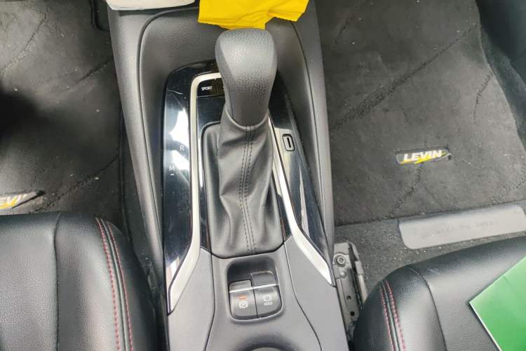 Used Toyota Levin 2022 185T CVT Luxury Edition Gear Lever