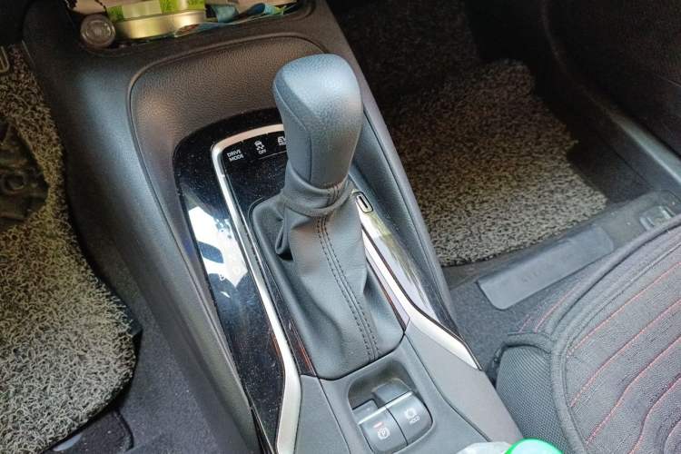 Used Toyota Levin 2022 Dual-Motor 1.8H E-CVT Leading Edition Gear Lever