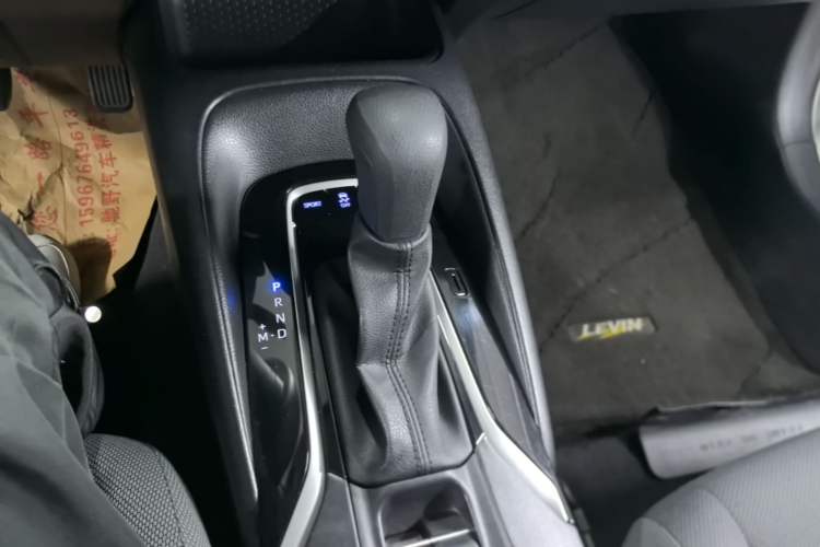 Used Toyota Levin 2022 185T CVT Luxury Edition Gear Lever