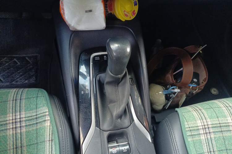 Used Toyota Levin 2022 Dual-Motor 1.8H E-CVT Leading Edition Gear Lever
