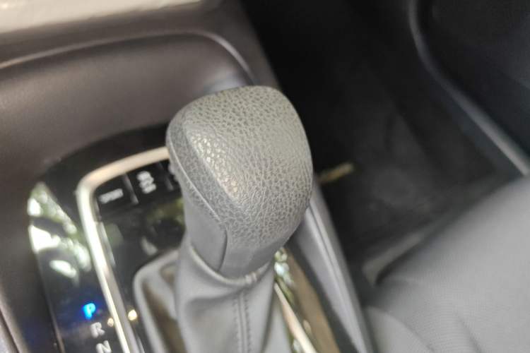 Used Toyota Levin 2022 185T CVT Luxury Edition Gear Lever