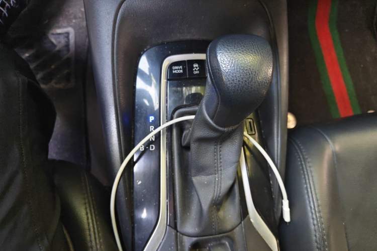 Used Toyota Levin 2022 Dual-Motor 1.8H E-CVT Progressive Edition Gear Lever
