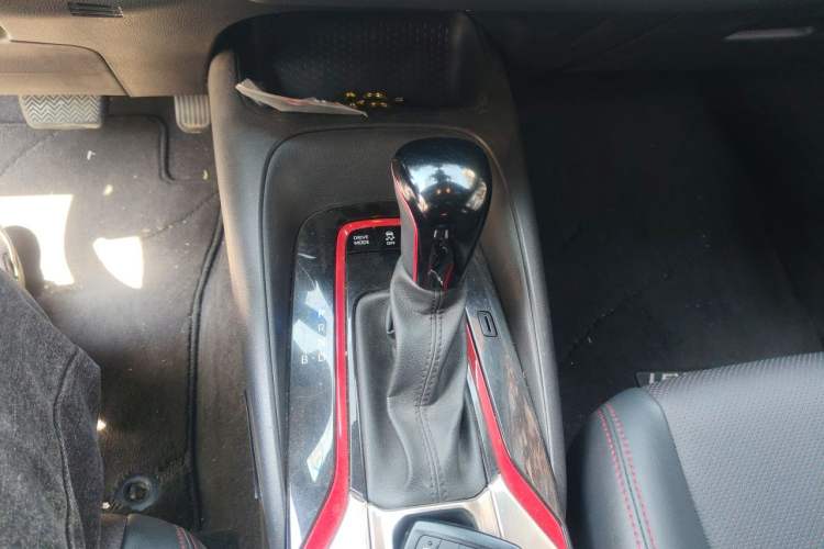 Used Toyota Levin 2022 Dual-Motor 1.8H E-CVT Sport Edition Gear Lever