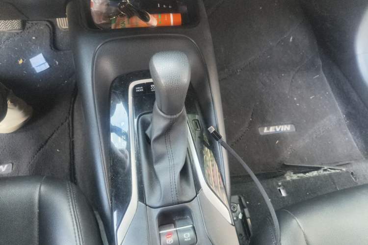 Used Toyota Levin 2022 Dual-Motor 1.8H E-CVT Progressive Edition Gear Lever