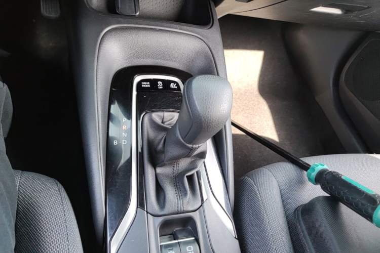Used Toyota Levin 2022 Dual-Motor 1.8H E-CVT Leading Edition Gear Lever