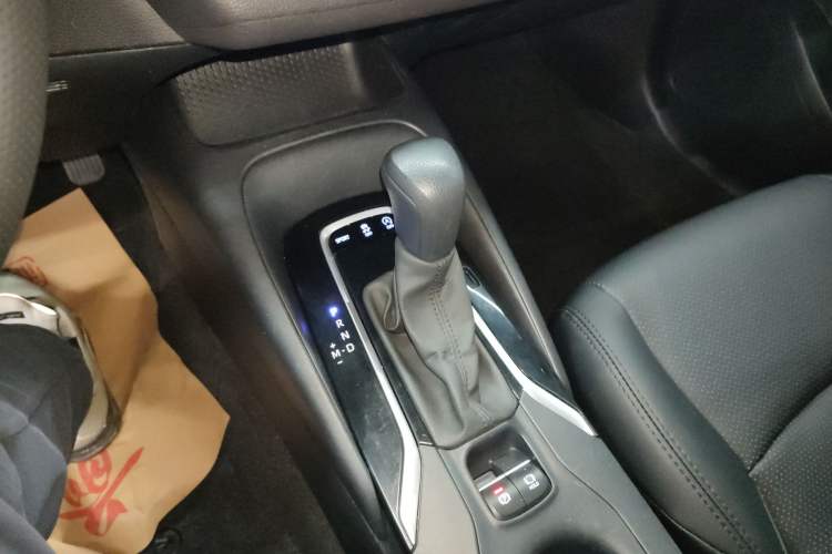 Used Toyota Levin 2022 185T CVT Luxury Edition Gear Lever
