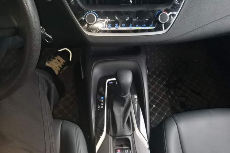 Used Toyota Levin 2022 Facelift TNGA 1.5L CVT Progressive Edition Gear Lever