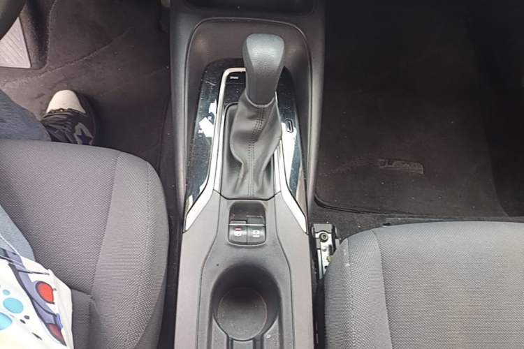 Used Toyota Levin 2022 Facelift TNGA 1.5L CVT Progressive Edition Gear Lever