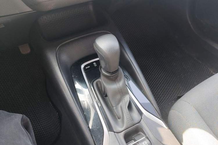 Used Toyota Levin 2022 Facelift TNGA 1.5L CVT Progressive Edition Gear Lever