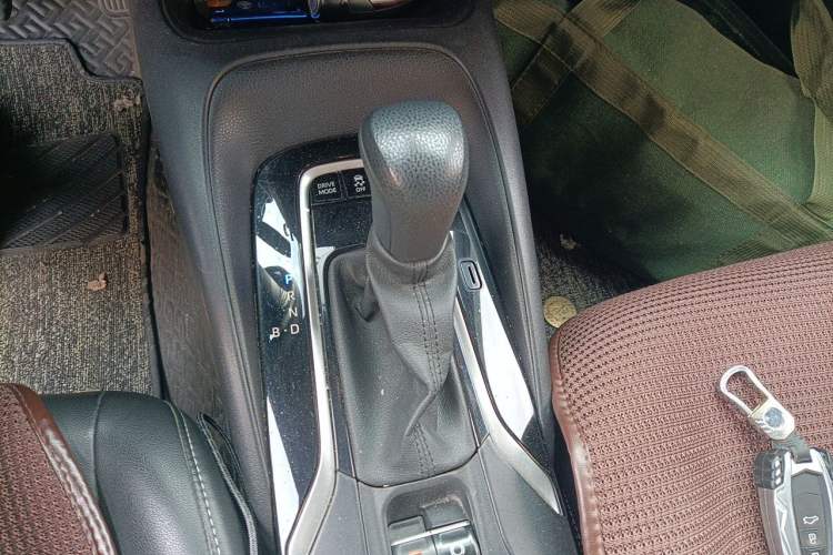 Used Toyota Levin 2022 Dual-Motor 1.8H E-CVT Leading Edition Gear Lever
