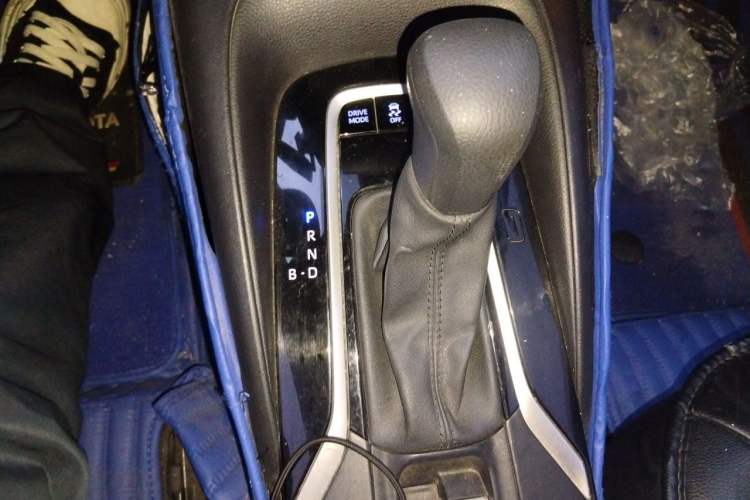 Used Toyota Levin 2022 Dual-Engine 1.8H E-CVT Luxury Edition Gear Lever