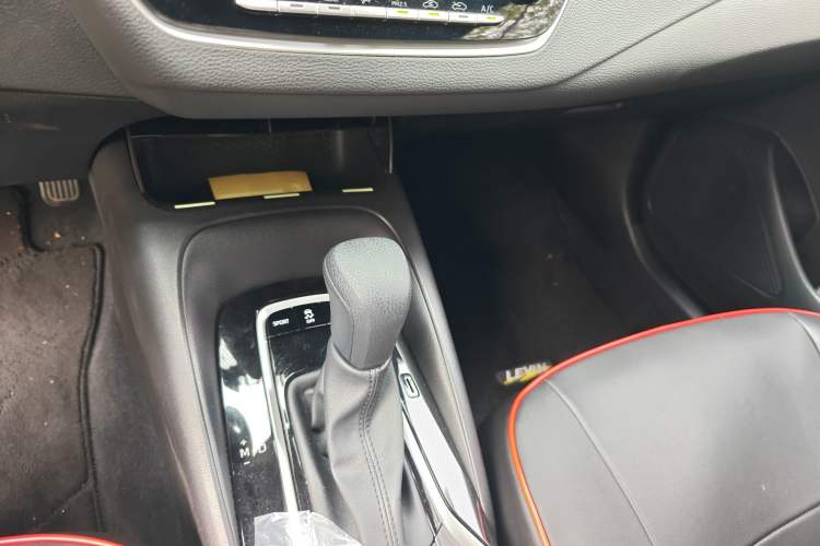 Used Toyota Levin 2022 Facelift TNGA 1.5L CVT Progressive Edition Gear Lever