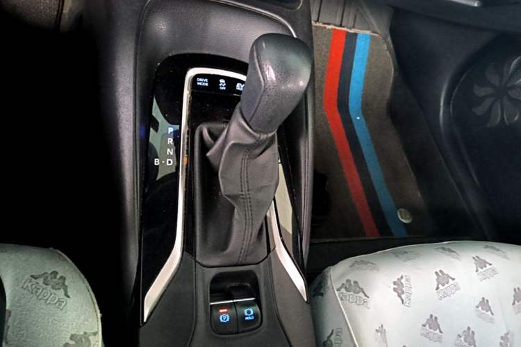 Used Toyota Levin 2022 Dual-Motor 1.8H E-CVT Leading Edition Gear Lever