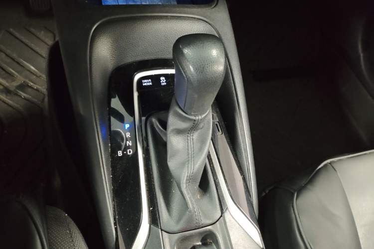 Used Toyota Levin 2022 Dual-Motor 1.8H E-CVT Progressive Edition Gear Lever