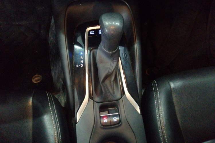 Used Toyota Levin 2022 Dual-Motor 1.8H E-CVT Progressive Edition Gear Lever