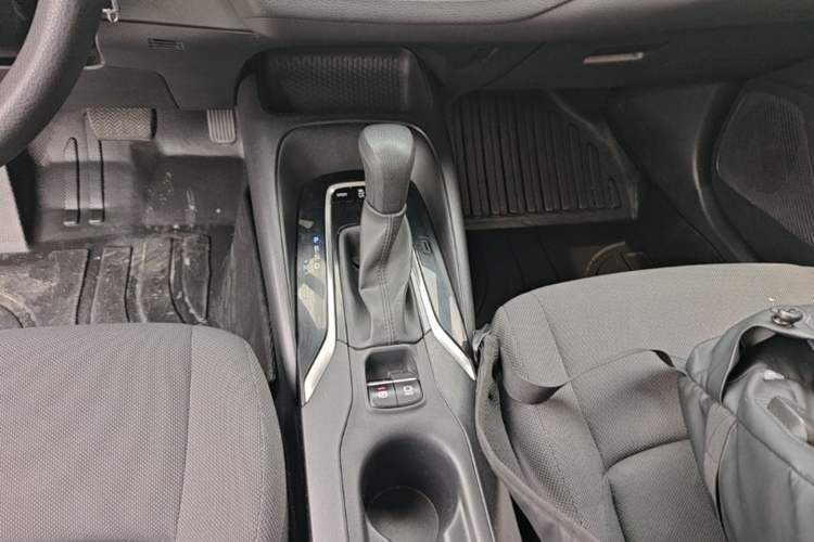 Used Toyota Levin 2022 Facelift TNGA 1.5L CVT Progressive Edition Gear Lever