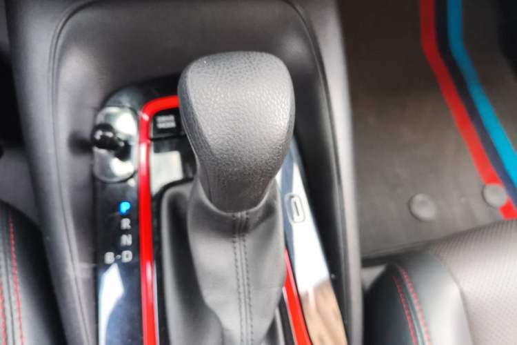 Used Toyota Levin 2022 Dual-Motor 1.8H E-CVT Sport Edition Gear Lever
