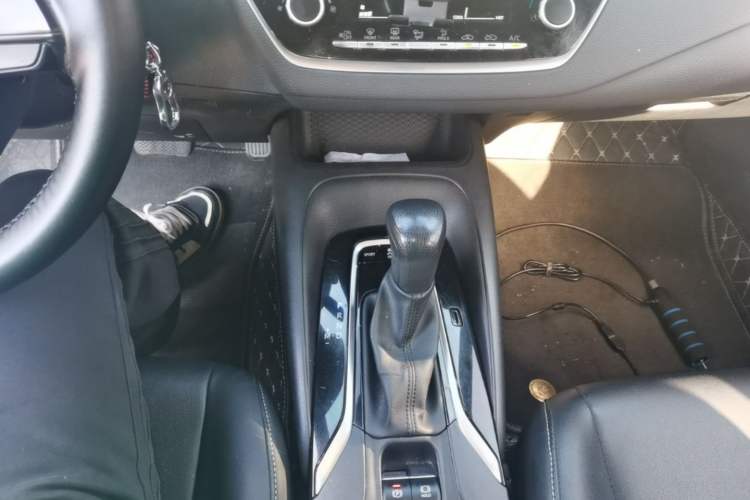 Used Toyota Levin 2022 Facelift TNGA 1.5L CVT Progressive Edition Gear Lever