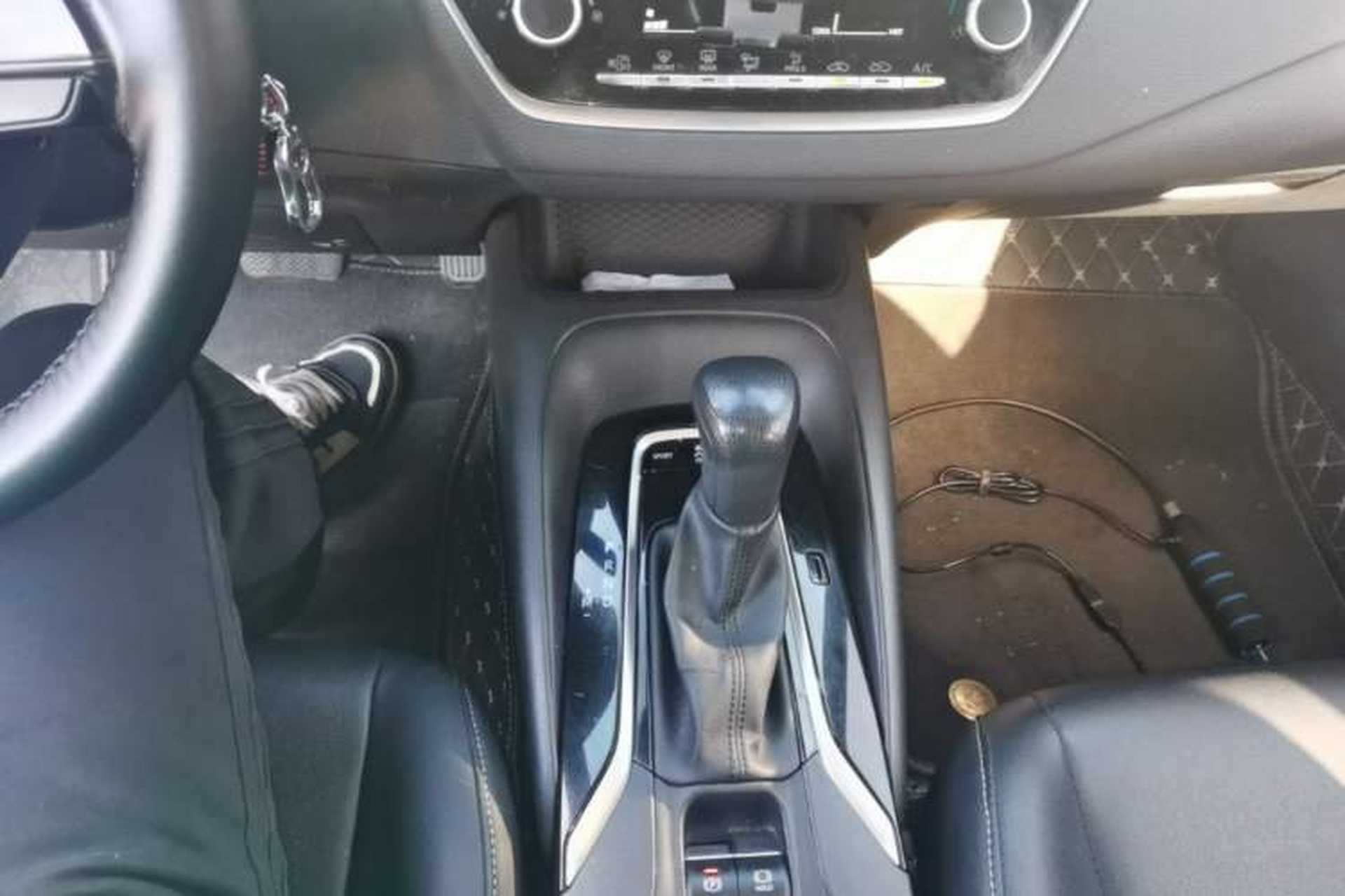Used Toyota Levin 2022 Facelift TNGA 1.5L CVT Progressive Edition Gear Lever