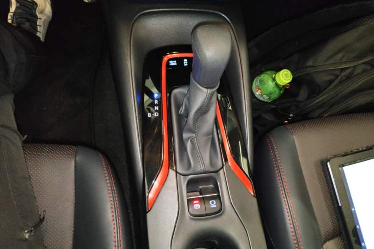 Used Toyota Levin 2022 Dual-Motor 1.8H E-CVT Sport Edition Gear Lever