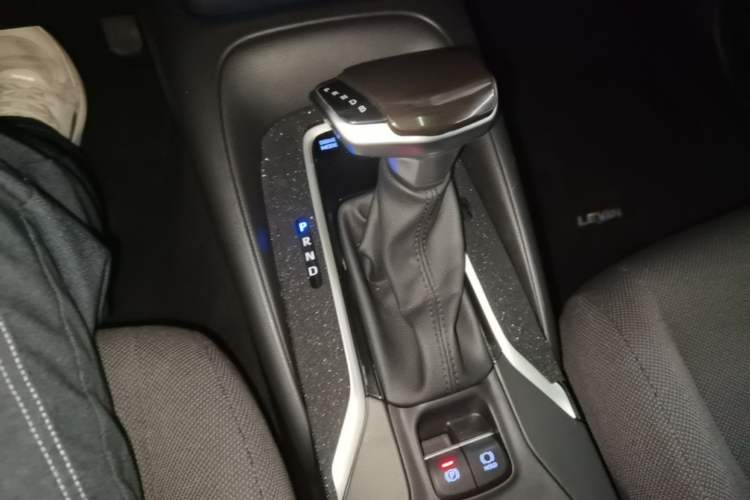 Used Toyota Levin 2022 Dual-Engine 1.8H E-CVT Luxury Edition Gear Lever