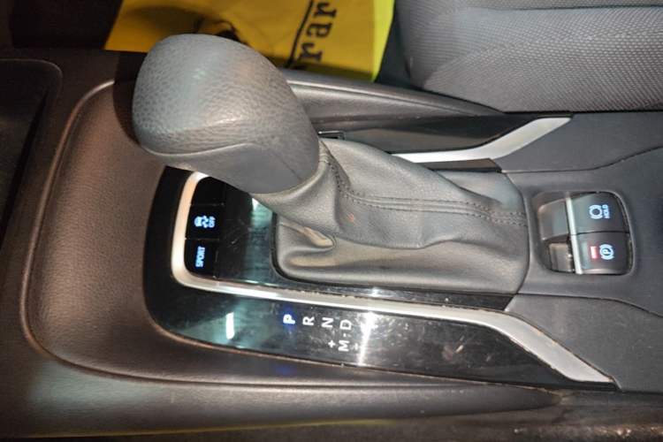 Used Toyota Levin 2022 Facelift TNGA 1.5L CVT Progressive Edition Gear Lever