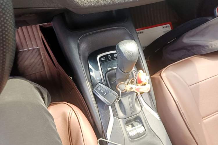 Used Toyota Levin 2022 Dual-Motor 1.8H E-CVT Leading Edition Gear Lever