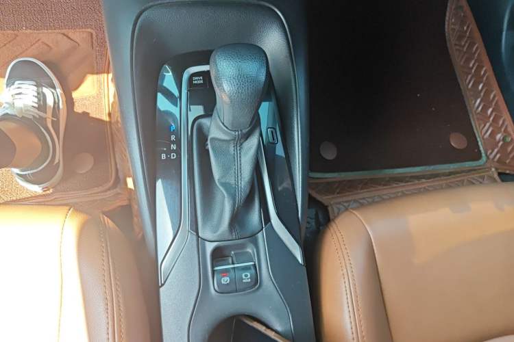 Used Toyota Levin 2022 Dual-Motor 1.8H E-CVT Leading Edition Gear Lever