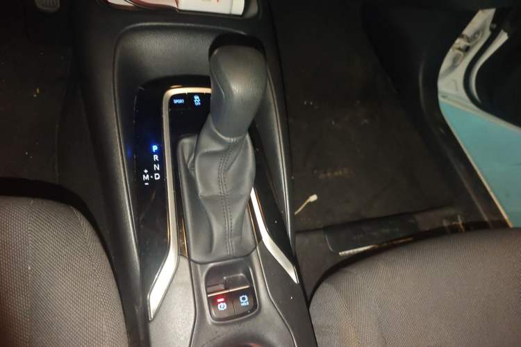 Used Toyota Levin 2022 185T CVT Luxury Edition Gear Lever
