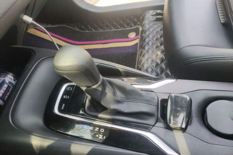 Used Toyota Levin 2022 185T CVT Luxury Edition Gear Lever