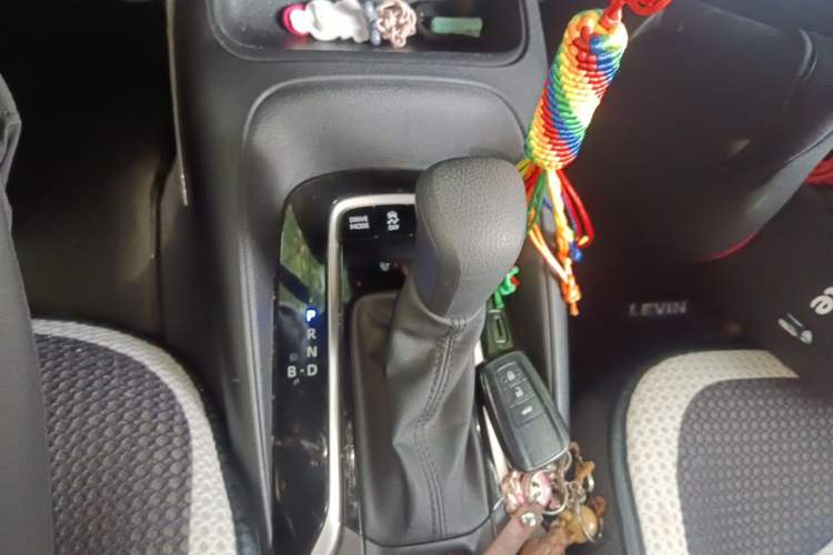 Used Toyota Levin 2022 Dual-Engine 1.8H E-CVT Luxury Edition Gear Lever