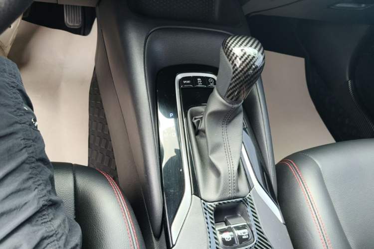 Used Toyota Levin 2022 185T CVT Luxury Edition Gear Lever