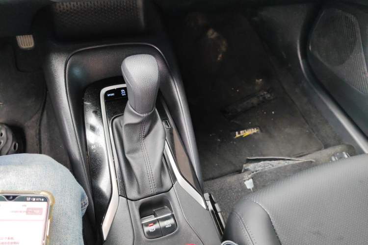 Used Toyota Levin 2022 Facelift TNGA 1.5L CVT Progressive Edition Gear Lever