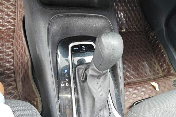 Used Toyota Levin 2022 Facelift TNGA 1.5L CVT Progressive Edition Gear Lever