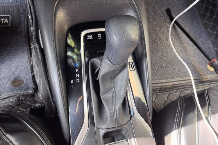 Used Toyota Levin 2022 Dual-Motor 1.8H E-CVT Leading Edition Gear Lever