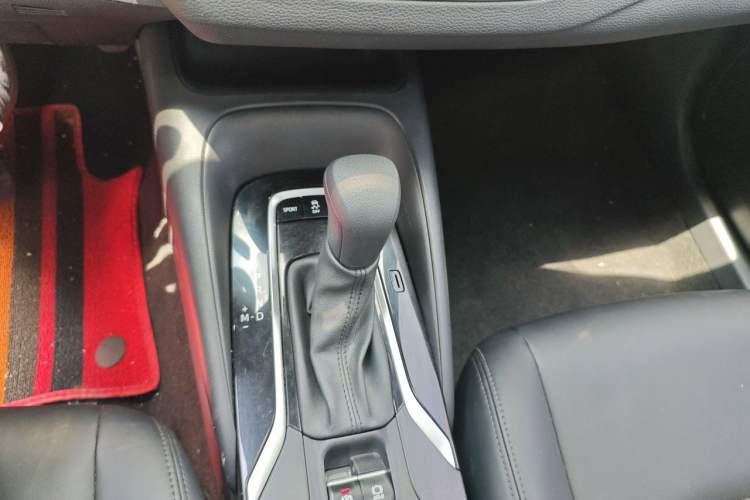 Used Toyota Levin 2022 185T CVT Luxury Edition Gear Lever