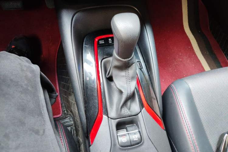 Used Toyota Levin 2022 Dual-Motor 1.8H E-CVT Sport Edition Gear Lever