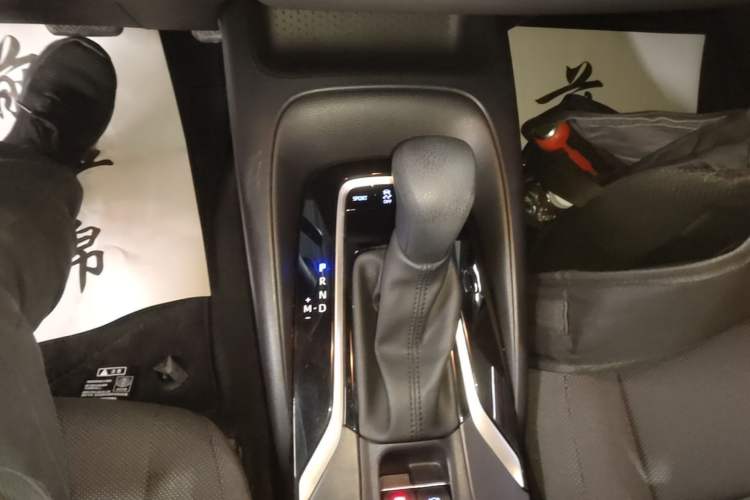 Used Toyota Levin 2022 185T CVT Luxury Edition Gear Lever