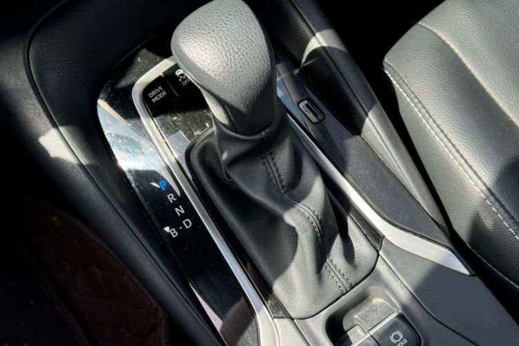 Used Toyota Levin 2022 Dual-Engine 1.8H E-CVT Luxury Edition Gear Lever