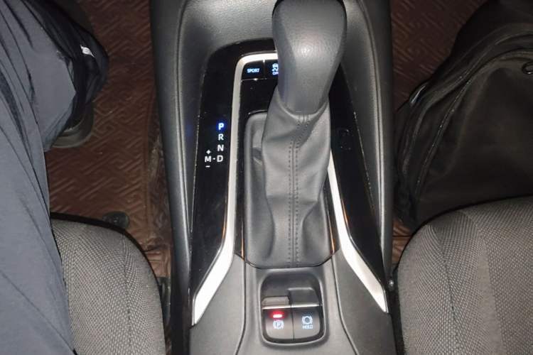 Used Toyota Levin 2022 TNGA 1.5L CVT Progressive Edition Gear Lever