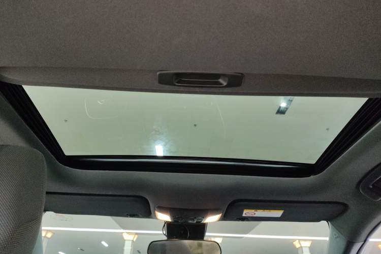 Used Toyota Levin 2022 185T CVT Luxury Edition Headliner