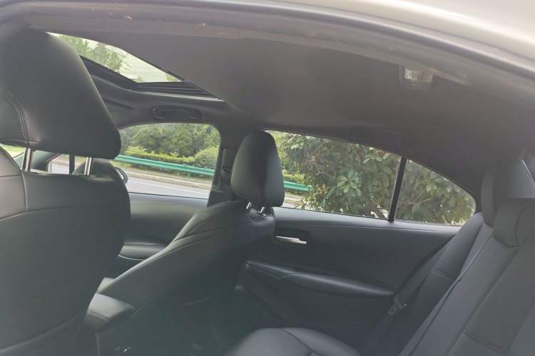 Used Toyota Levin 2022 185T CVT Luxury Edition Headliner