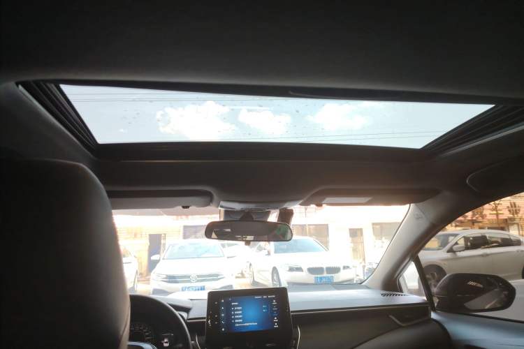 Used Toyota Levin 2022 185T CVT Luxury Edition Headliner