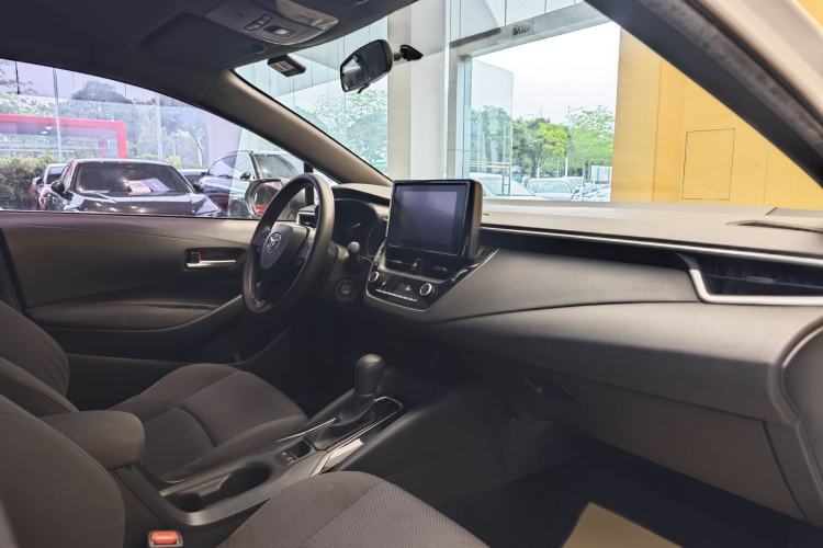 Used Toyota Levin 2022 Facelift TNGA 1.5L CVT Progressive Edition Interior 12
