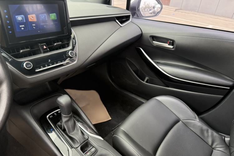 Used Toyota Levin 2022 Dual-Motor 1.8H E-CVT Leading Edition Interior 2