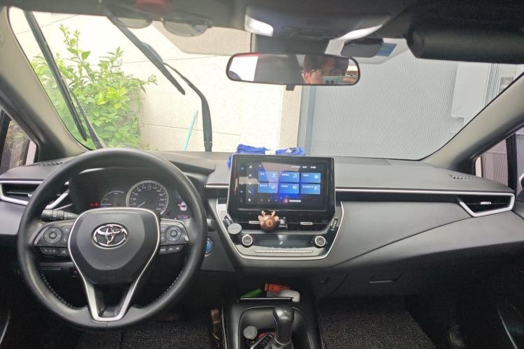 Used Toyota Levin 2022 Dual-Motor 1.8H E-CVT Sport Edition Interior 2