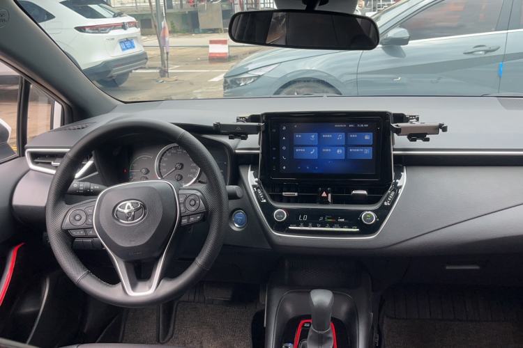 Used Toyota Levin 2022 Dual-Motor 1.8H E-CVT Sport Edition Interior 3