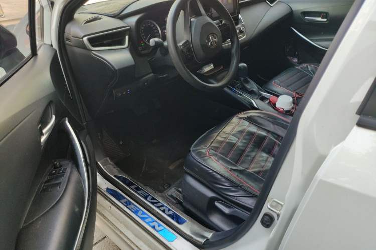 Used Toyota Levin 2022 Dual-Motor 1.8H E-CVT Leading Edition Interior 3