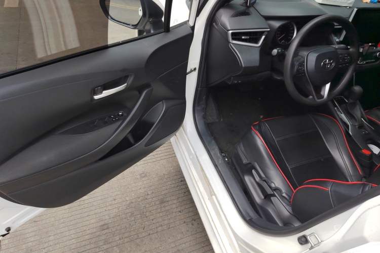 Used Toyota Levin 2022 185T CVT Luxury Edition Interior 3