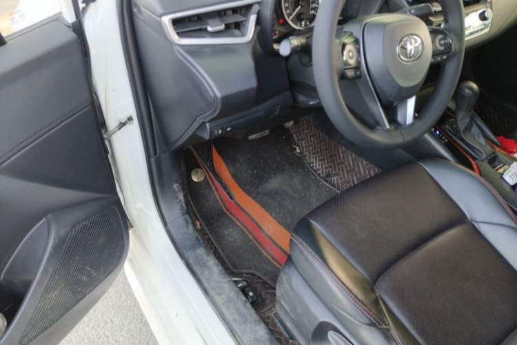 Used Toyota Levin 2022 185T CVT Sport Edition Interior 3